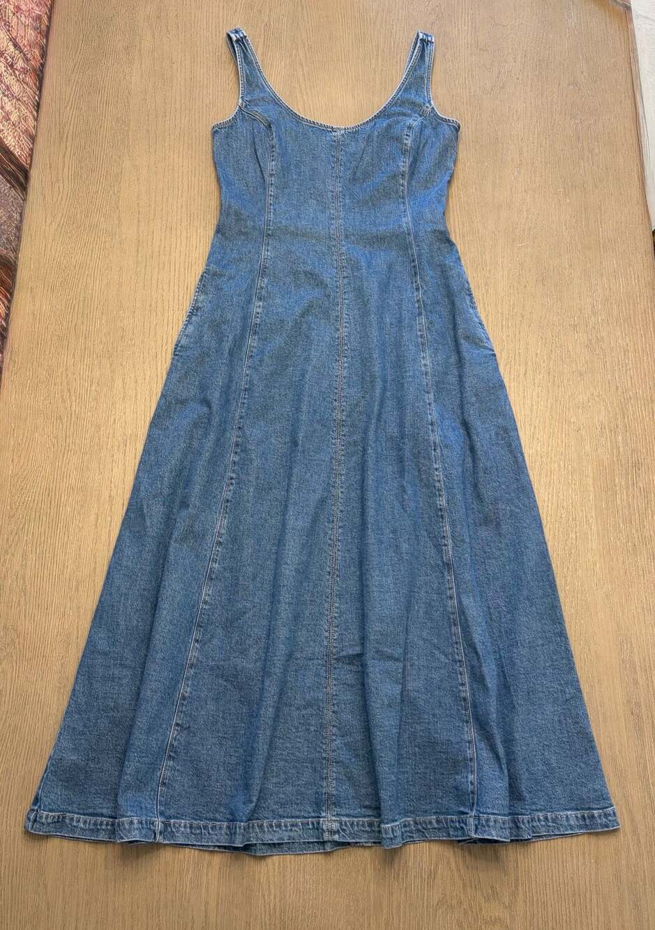 NWT Gap Denim Scoop Neck Maxi Dress Small Medium Wash Fit & Flare - Picture 3 of 12